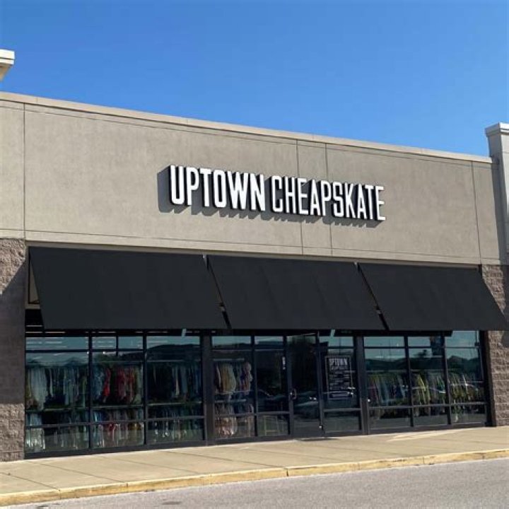 How Much Does Uptown Cheapskate Pay For Clothes